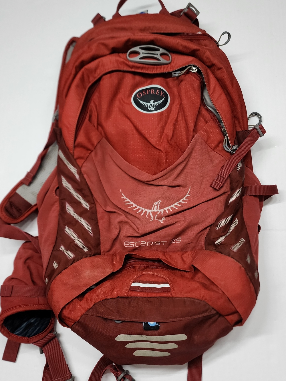 Osprey Escapist 25 Backpack Red Camping Hiking Outdoor Gorpcore Granola Bag